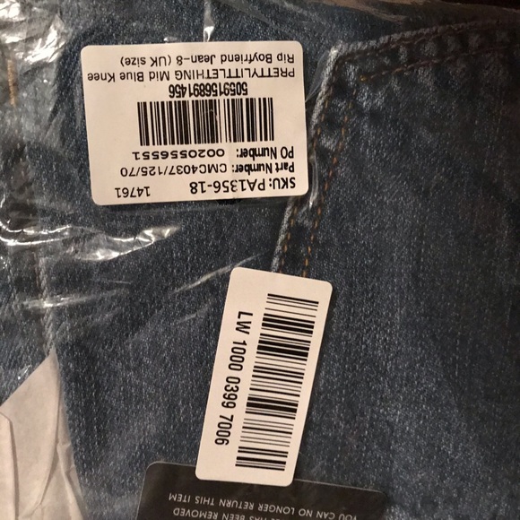 Pretty little thing Boyfriend jeans brand new - Picture 3 of 5